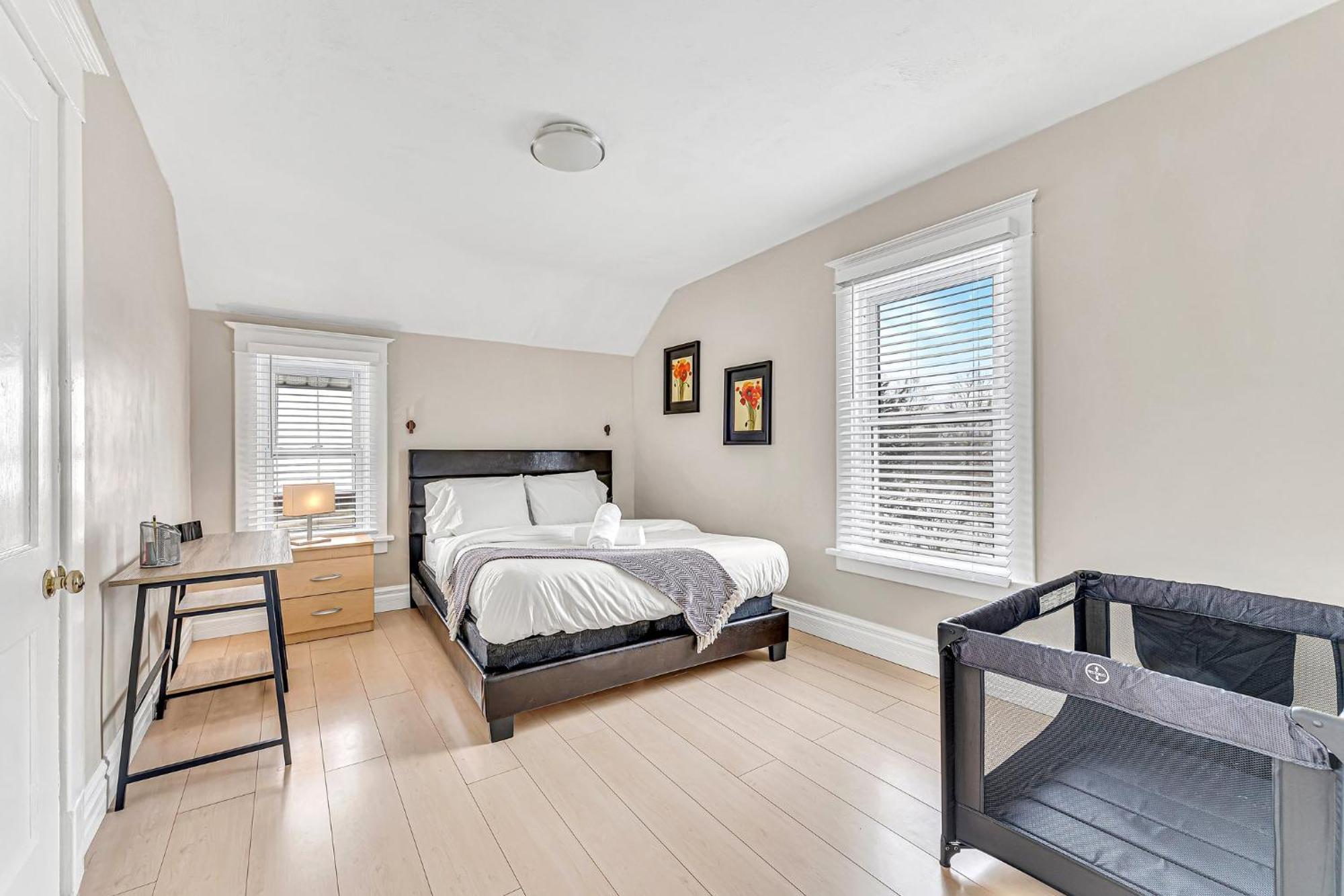 Spacious Home 5 Min Walk To Falls 나이아가라 폭포 외부 사진