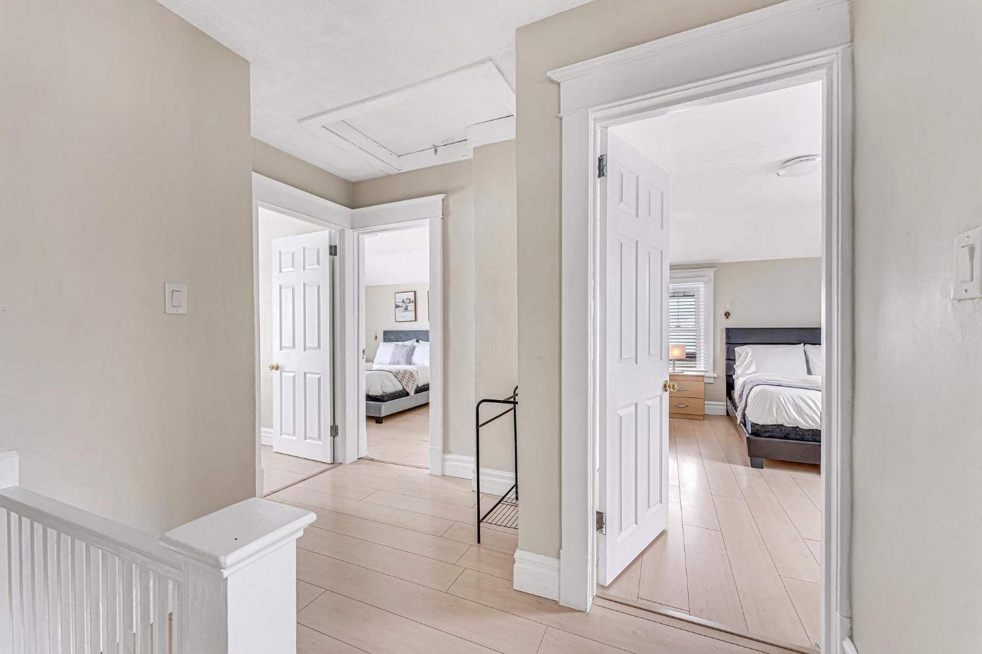 Spacious Home 5 Min Walk To Falls 나이아가라 폭포 외부 사진