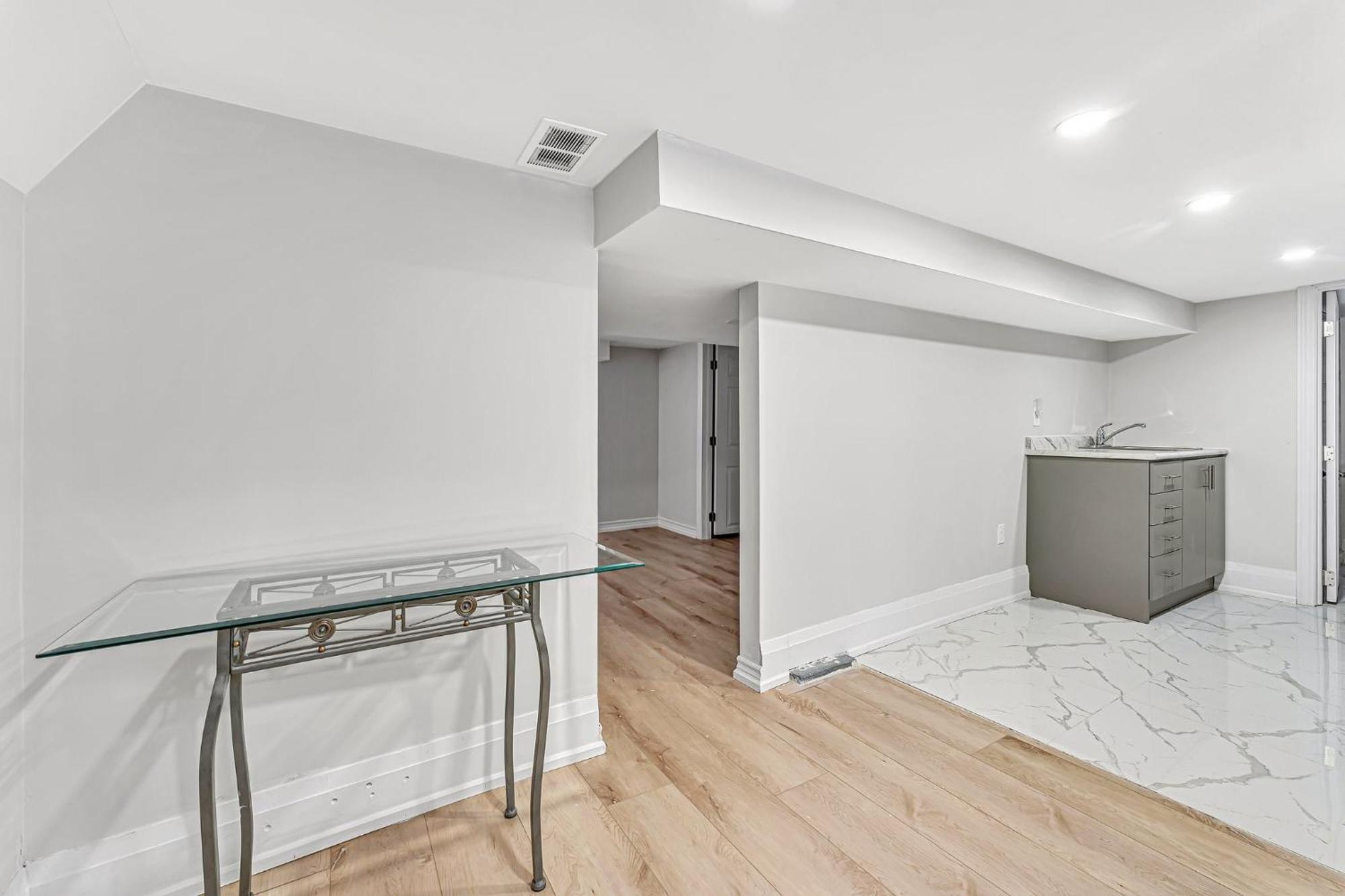Spacious Home 5 Min Walk To Falls 나이아가라 폭포 외부 사진