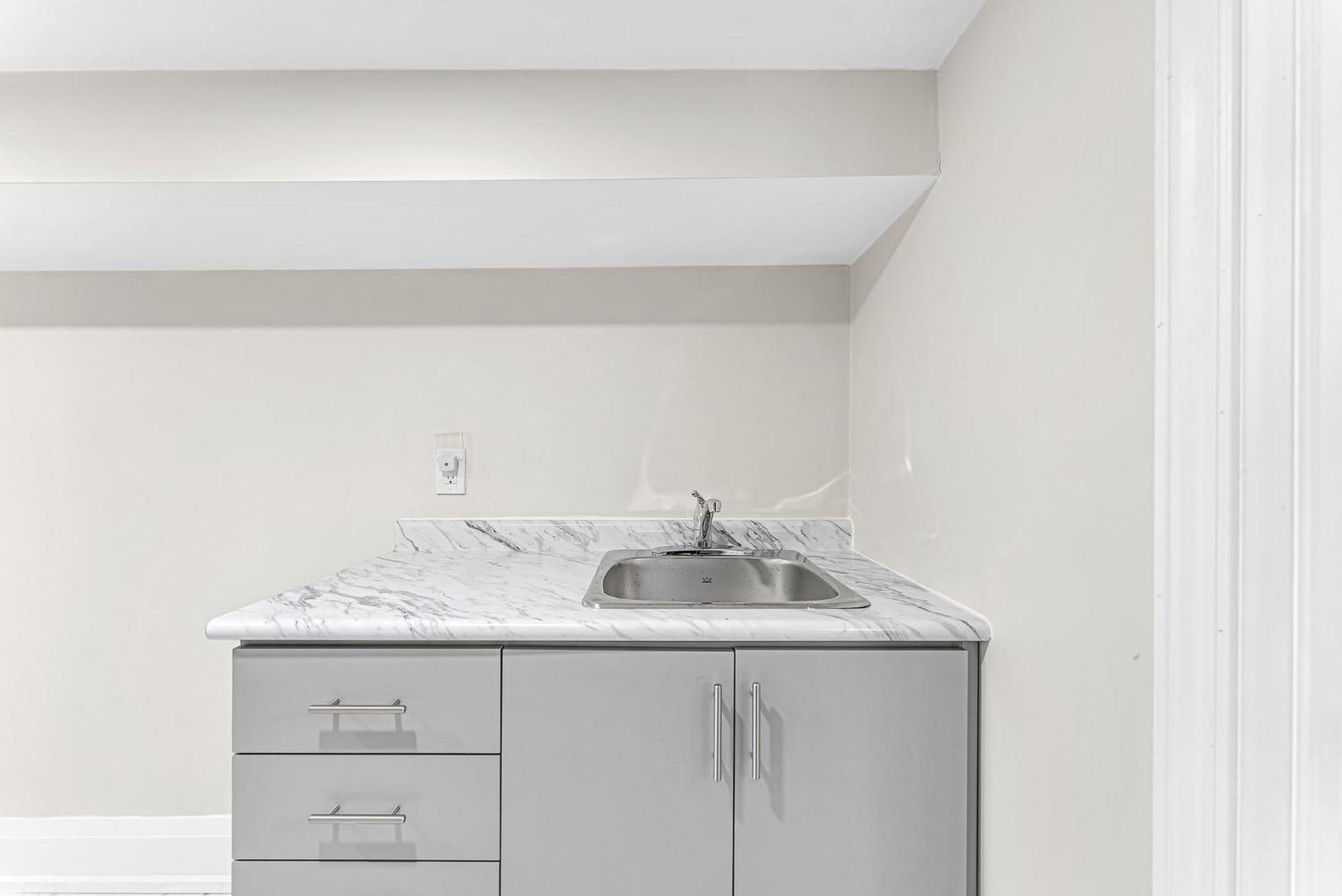 Spacious Home 5 Min Walk To Falls 나이아가라 폭포 외부 사진